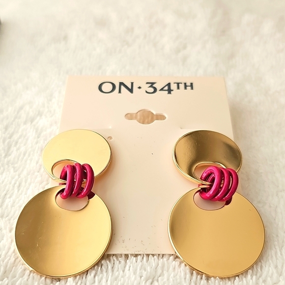 NWT On 34th Gold Tone Disc & Color Ring Drop Post Back Earrings - Picture 7 of 8